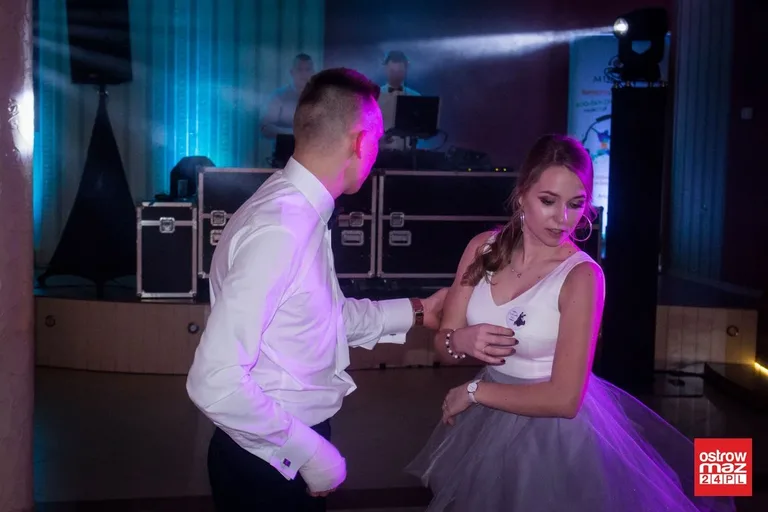 Studniówka ZS CKR w Starym Lubiejewie (zdjęcia, wideo)
