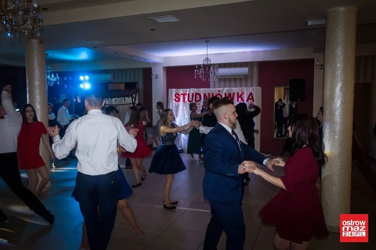 Studniówka ZS CKR w Starym Lubiejewie (zdjęcia, wideo)