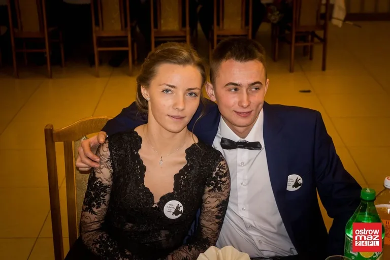 Studniówka ZS CKR w Starym Lubiejewie (zdjęcia, wideo)