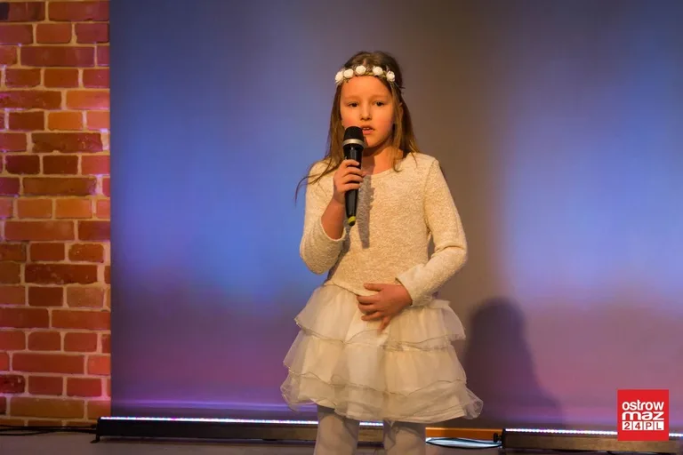 "Dzieciak śpiewa". Konkurs piosenki dziecięcej w Jatkach (zdjęcia, wideo)