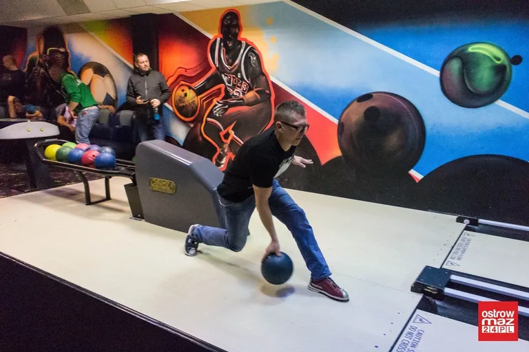 Qumple niepokonani w drużynowej lidze bowlingowej (zdjęcia, wideo)