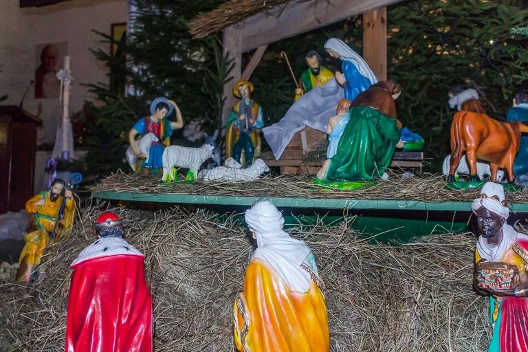 Zobacz szopki bożonarodzeniowe w ostrowskich kościołach (zdjęcia)