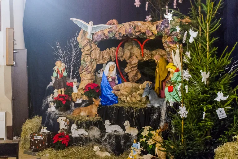 Zobacz szopki bożonarodzeniowe w ostrowskich kościołach (zdjęcia)