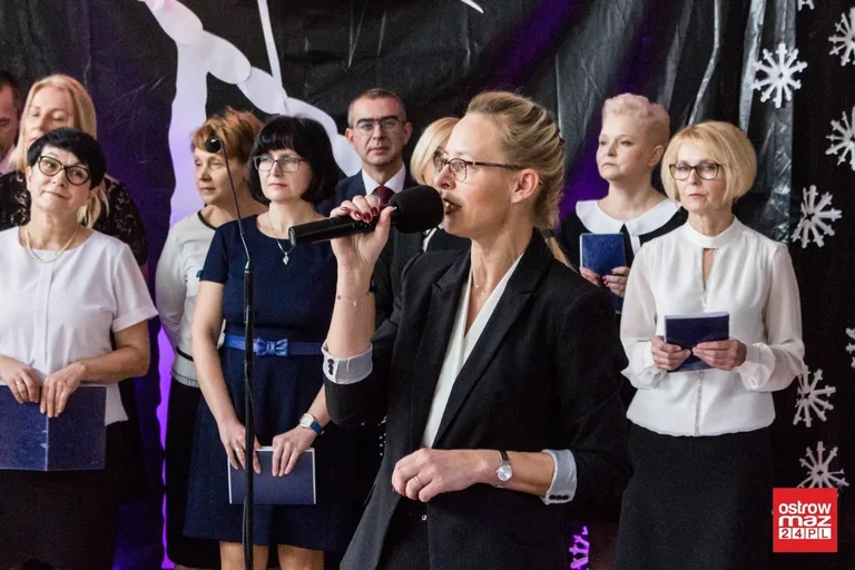 Nauczyciele uczniom. Jasełka w "Ekonomiku" (zdjęcia, wideo)