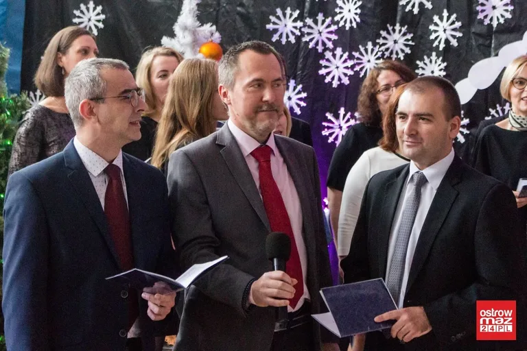 Nauczyciele uczniom. Jasełka w "Ekonomiku" (zdjęcia, wideo)