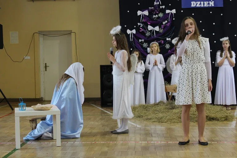 Jasełka w "jedynce" (zdjęcia)