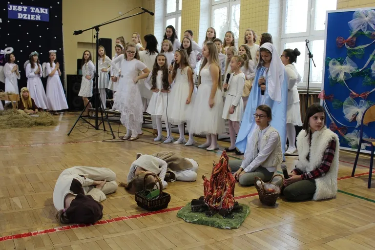 Jasełka w "jedynce" (zdjęcia)