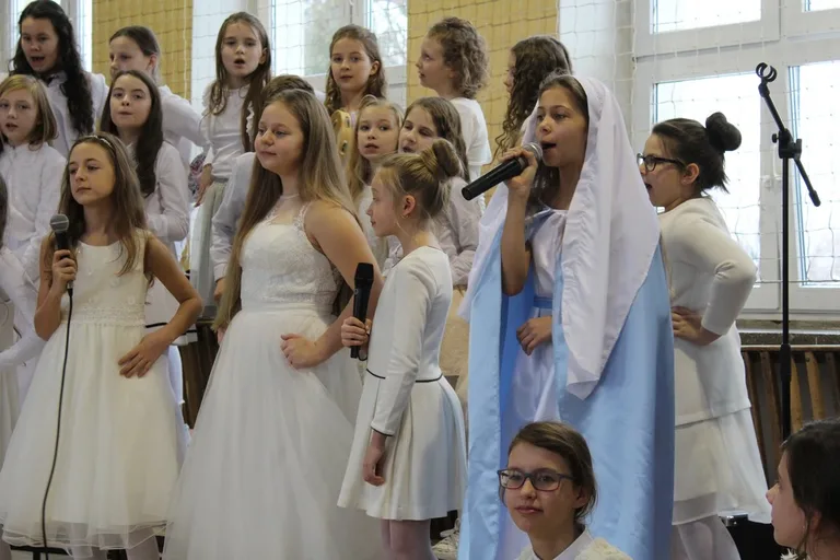 Jasełka w "jedynce" (zdjęcia)