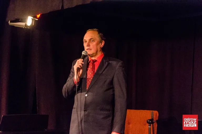 Koncert mikołajkowy ostrowskiej szkoły muzycznej (zdjęcia, wideo)