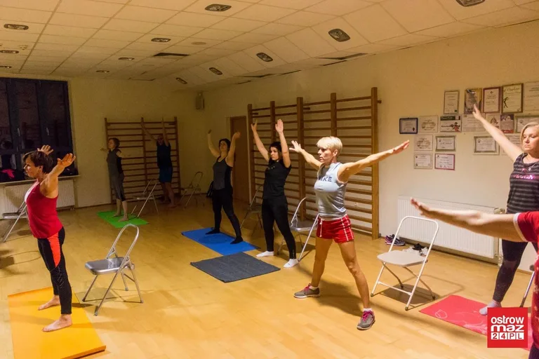 Mikołajkowy fitness w MOSiR (zdjęcia, wideo)