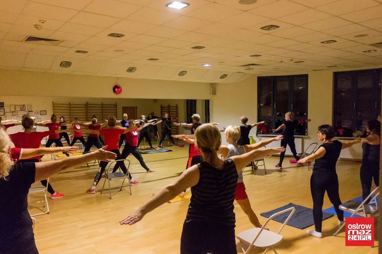 Mikołajkowy fitness w MOSiR (zdjęcia, wideo)