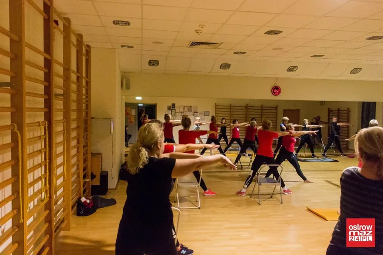 Mikołajkowy fitness w MOSiR (zdjęcia, wideo)