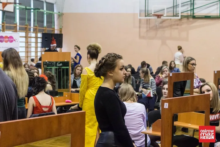 "Broadway Show". Konkurs fryzjerstwa artystycznego (zdjęcia, wideo)