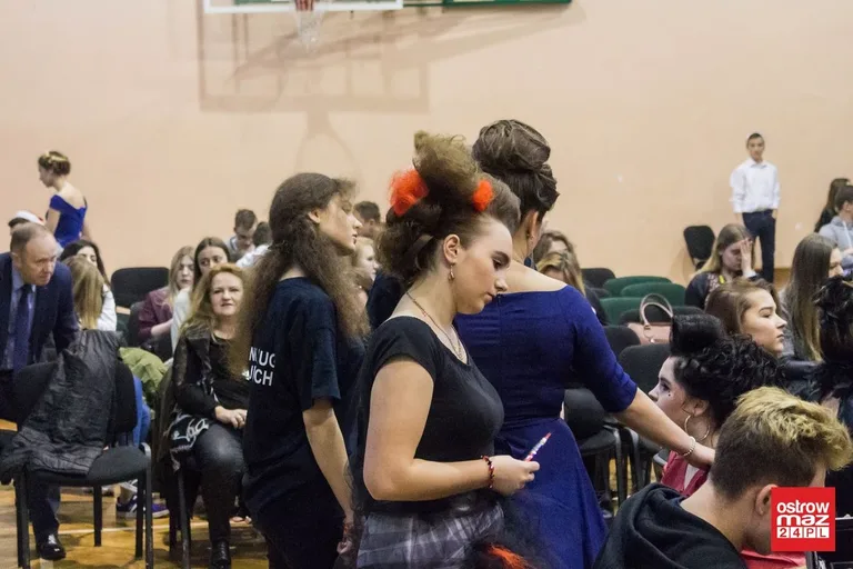 "Broadway Show". Konkurs fryzjerstwa artystycznego (zdjęcia, wideo)