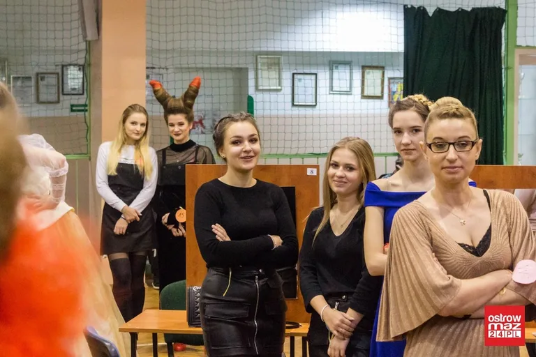 "Broadway Show". Konkurs fryzjerstwa artystycznego (zdjęcia, wideo)