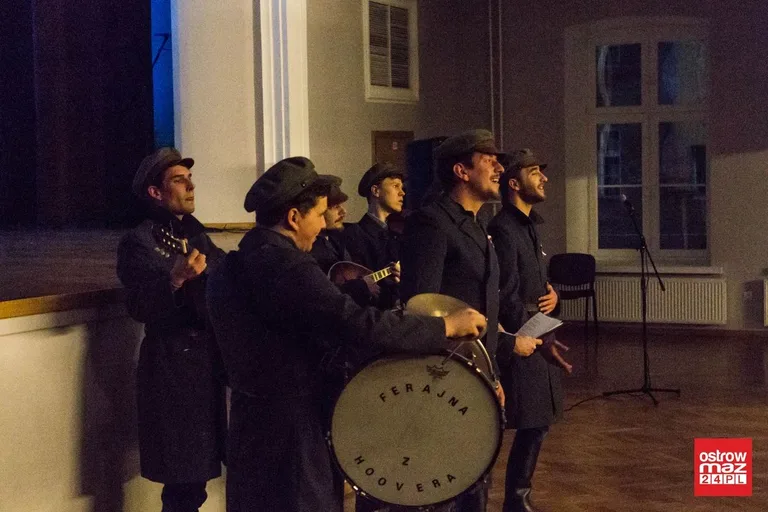 Komorowo: obchody Dnia Podchorążego (zdjęcia, wideo)
