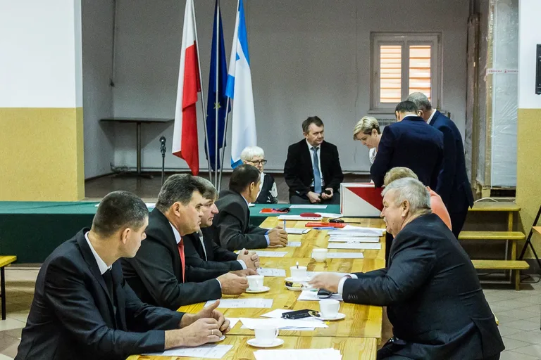 Inauguracyjna sesja rady gminy Nur (zdjęcia)