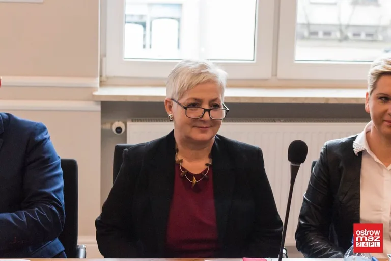 Obradował nowy skład samorządu powiatu (zdjęcia, wideo)
