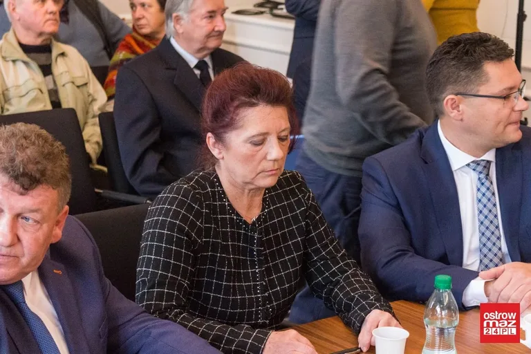 Obradował nowy skład samorządu powiatu (zdjęcia, wideo)