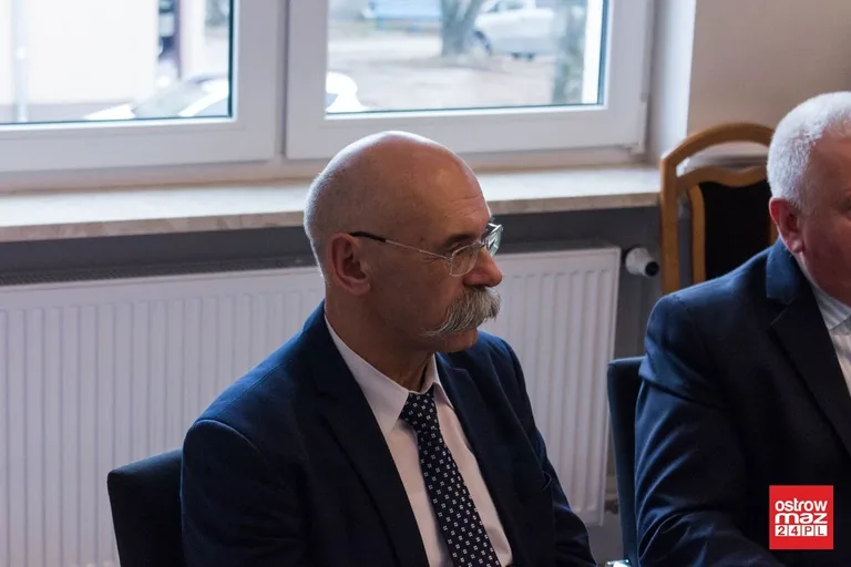 Obradował nowy skład samorządu powiatu (zdjęcia, wideo)