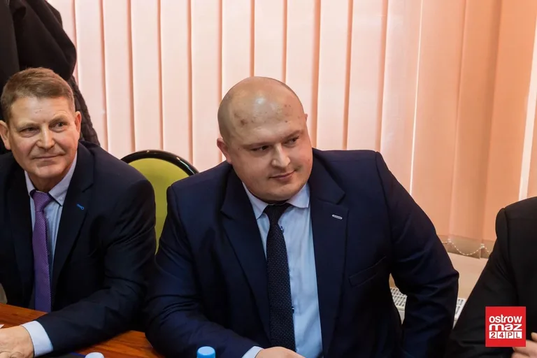 Andrzejewo: inauguracyjna sesja z nowym wójtem (zdjęcia, wideo)