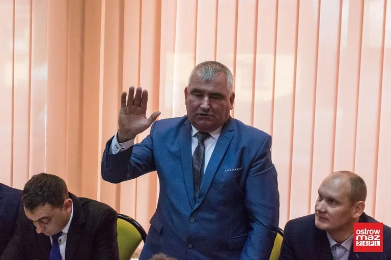 Andrzejewo: inauguracyjna sesja z nowym wójtem (zdjęcia, wideo)