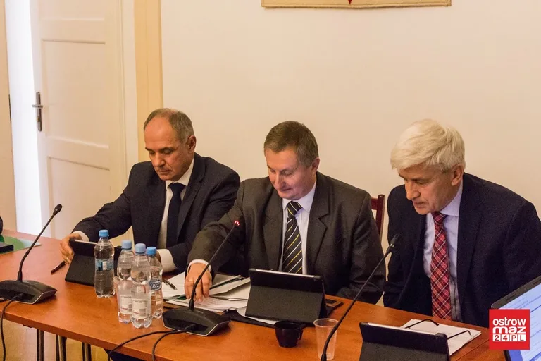 Krajewski przewodniczącym rady miasta. Jego zastępcami Konrad i Laska (zdjęcia, wideo)