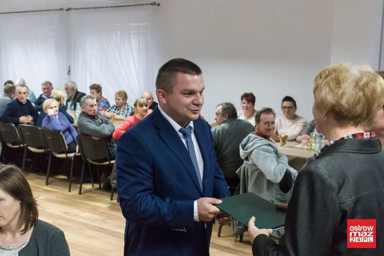 Wójt i nowi radni gminy Wąsewo złożyli ślubowanie (zdjęcia)