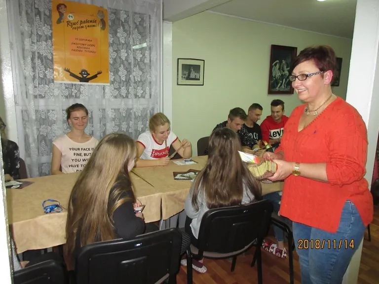 Światowy dzień rzucania palenia w bursie szkolnej (zdjęcia)