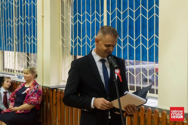 Niepodległościowe spotkanie pokoleń w "czwórce" (zdjęcia, wideo)