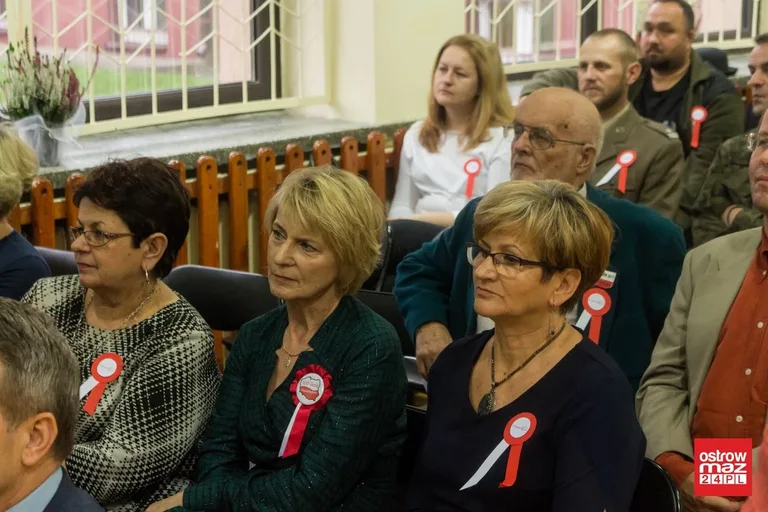 Niepodległościowe spotkanie pokoleń w "czwórce" (zdjęcia, wideo)
