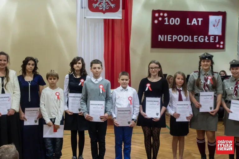 Niepodległościowe spotkanie pokoleń w "czwórce" (zdjęcia, wideo)