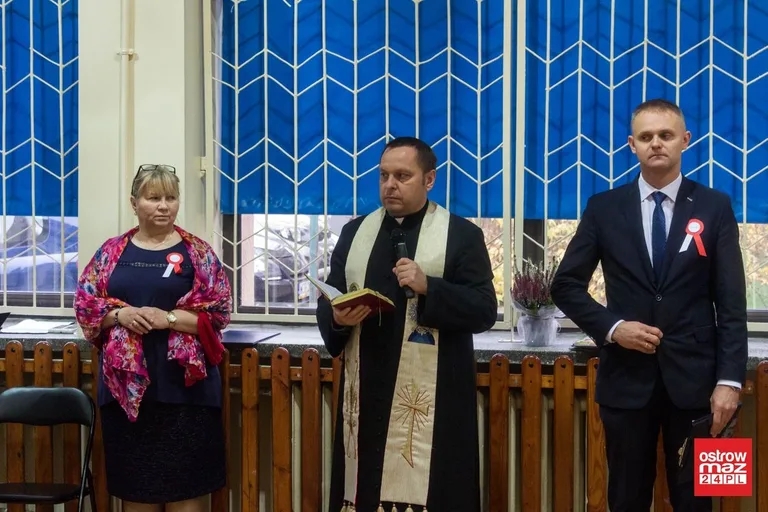 Niepodległościowe spotkanie pokoleń w "czwórce" (zdjęcia, wideo)