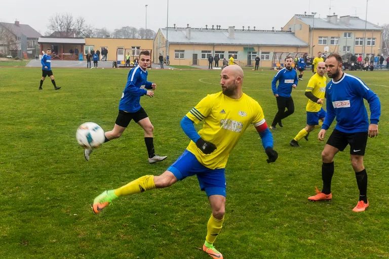 KS Wąsewo zatrzymuje Bartnika (zdjęcia, wideo)