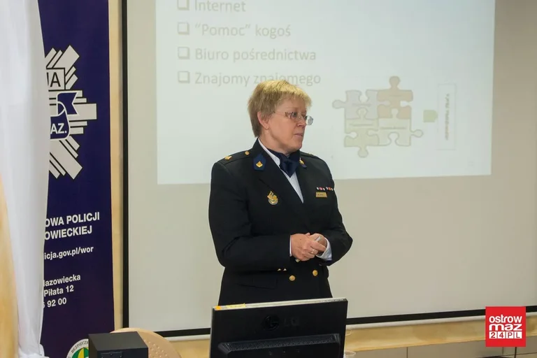 Holenderska policja w ZS CKR w Starym Lubiejewie (zdjęcia, wideo)