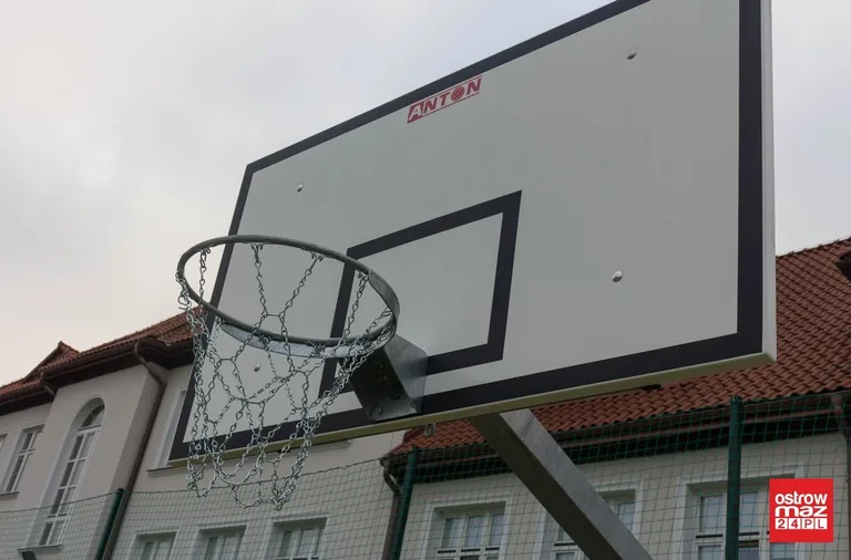 "Kopernik" z nowym boiskiem (zdjęcia)