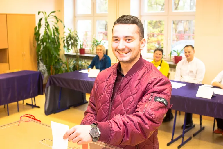 Dziś II tura wyborów - zobacz jak głosują mieszkańcy miasta (zdjęcia)