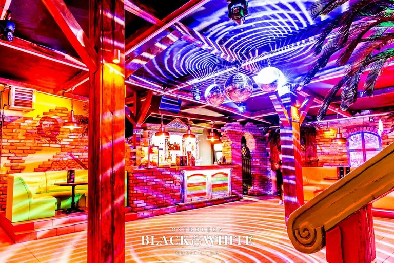 Black & White - nowy klub muzyczny (zdjęcia)