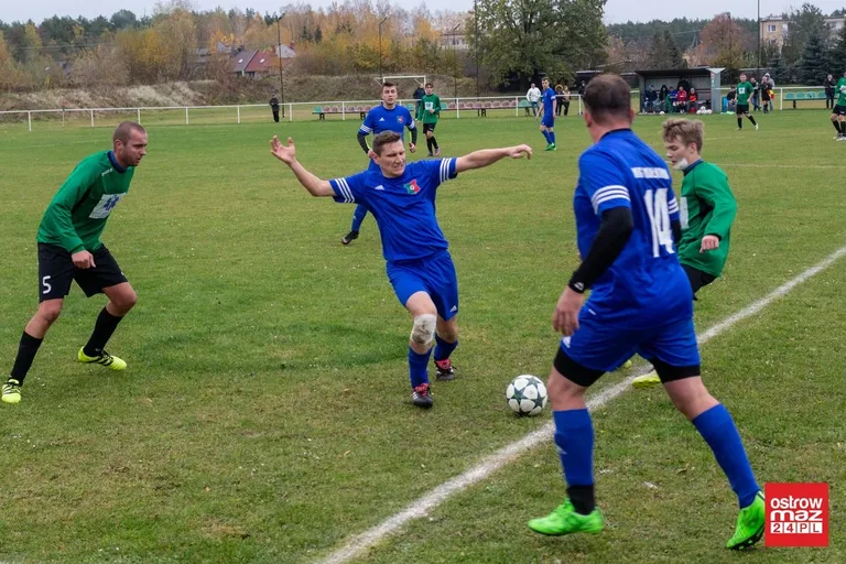 MKS Małkinia rozbiła Sępa (zdjęcia, wideo)