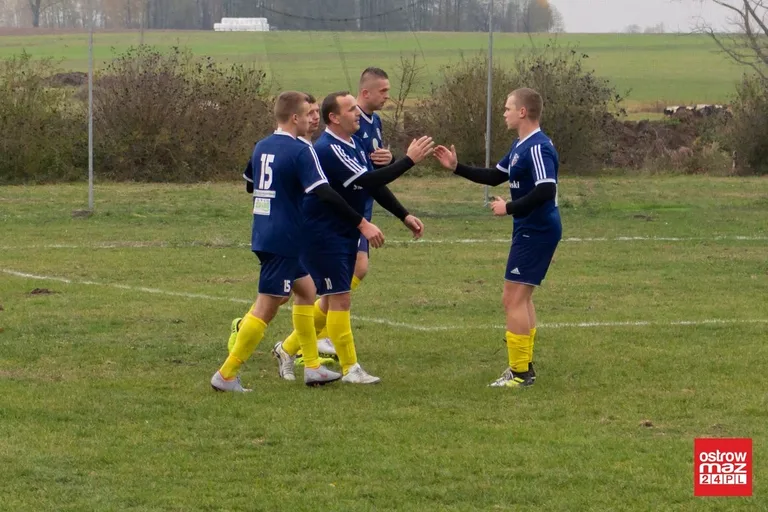 Derby powiatu dla GKS Andrzejewo (zdjęcia, wideo)