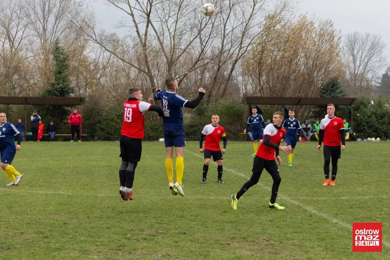 Derby powiatu dla GKS Andrzejewo (zdjęcia, wideo)