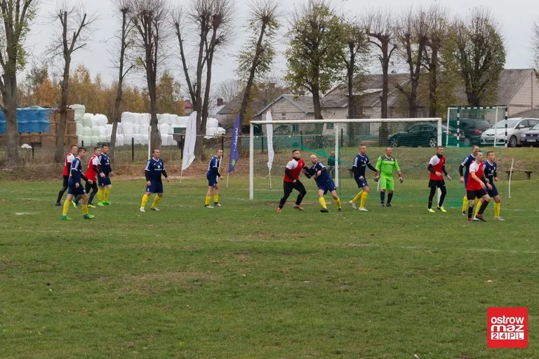 Derby powiatu dla GKS Andrzejewo (zdjęcia, wideo)
