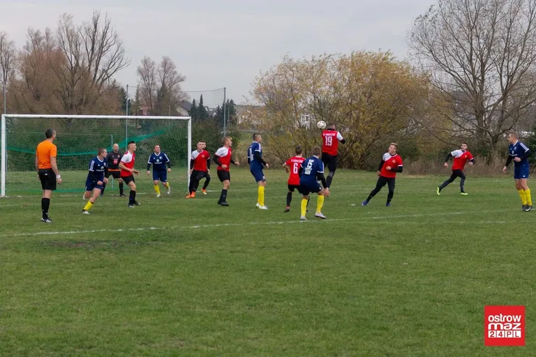 Derby powiatu dla GKS Andrzejewo (zdjęcia, wideo)