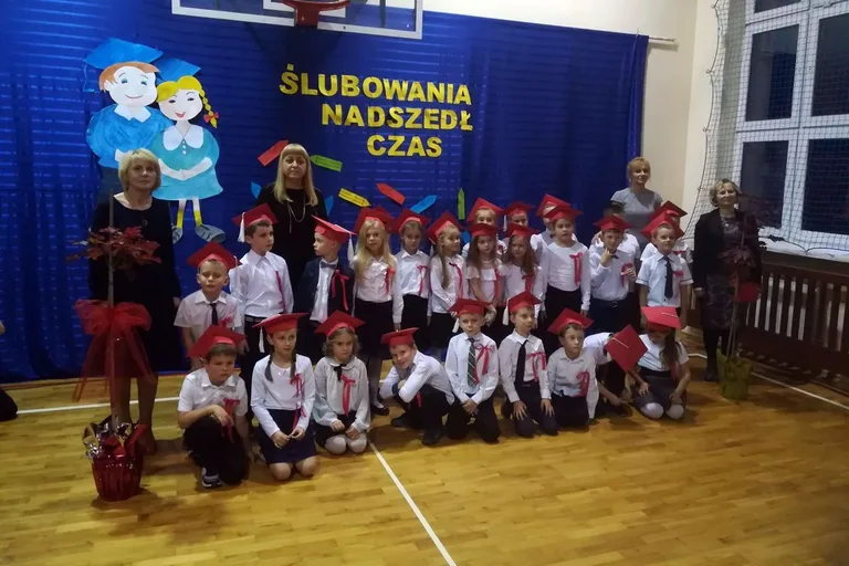 "Dwójka": ślubowanie pierwszaków (zdjęcia)