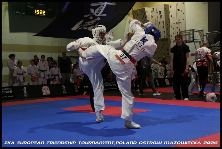 Ostrów Mazowiecka znów była stolicą kyokushin. 360 zawodników, wysoki poziom i drugie miejsce gospodarzy (zdjęcia)