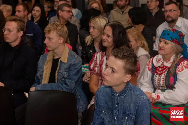 "Moda na Folklor" w Jatkach do 20 listopada (zdjęcia)