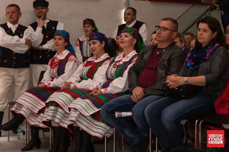"Moda na Folklor" w Jatkach do 20 listopada (zdjęcia)