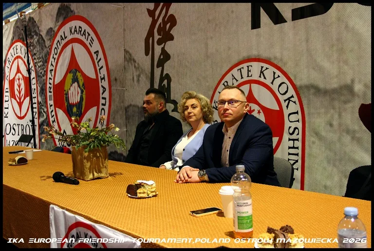 Ostrów Mazowiecka znów była stolicą kyokushin. 360 zawodników, wysoki poziom i drugie miejsce gospodarzy (zdjęcia)