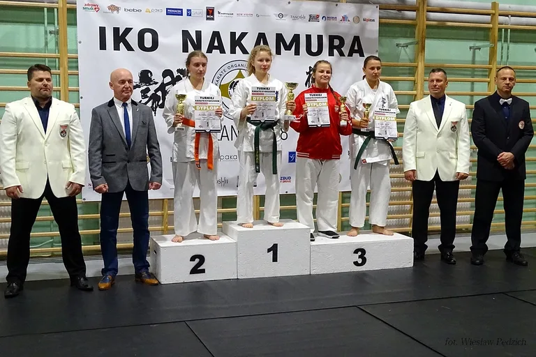 Dziewięć medali ostrowskich karateków w Białymstoku (zdjęcia)