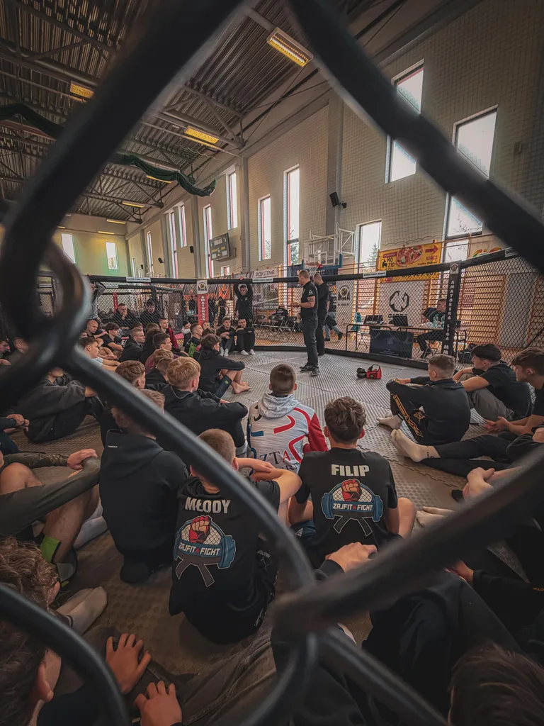 Mocny występ na Pucharze Polski MMA. Z Sochaczewa wrócili z medalami i cennym doświadczeniem (zdjęcia)